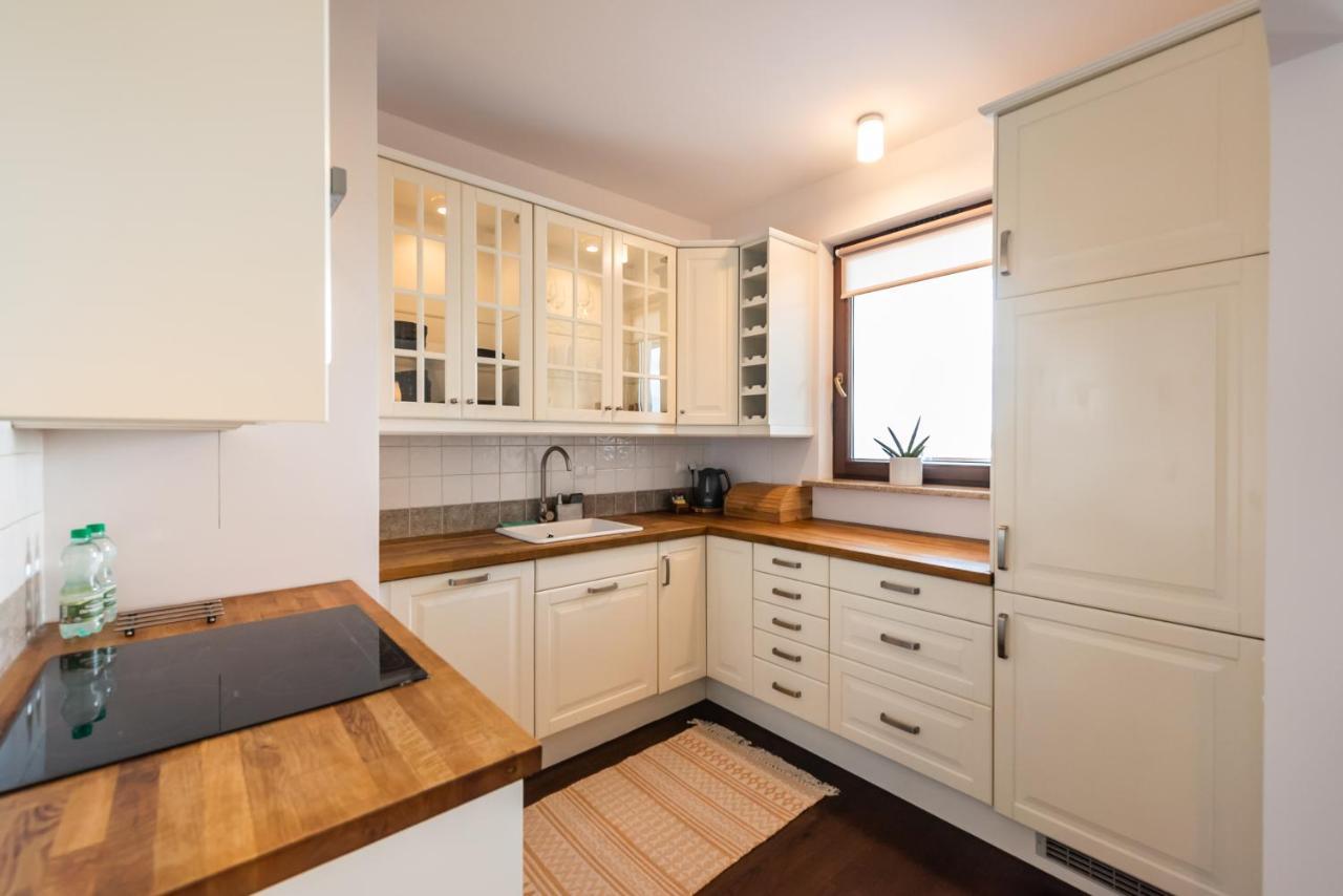 Ochota De Luxe Apartment ワルシャワ エクステリア 写真