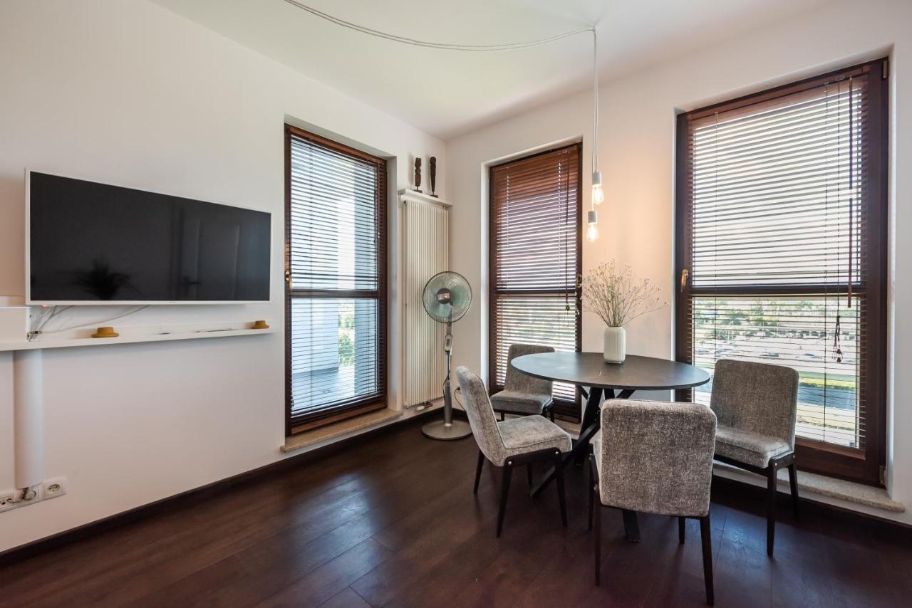 Ochota De Luxe Apartment ワルシャワ エクステリア 写真